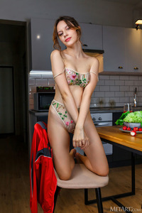 Giselle Shares Her Mouthwatering Erotic Beauty