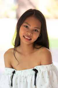 Po Share Her Naked Beauty With You For The First Time