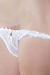 Zuzanna Freckle-faced Beauty Is Soon Perfectly Naked