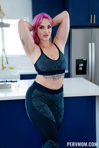 Siri Dahl Tried To Suck New Cock At Her Big Break
