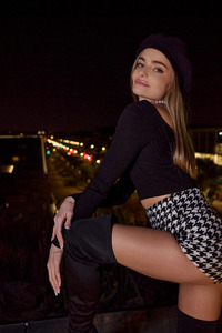 Fibi Euro Smiles Hot When Her Ass Fucking Hard