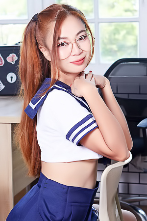 Asian Schoolgirl Juliet