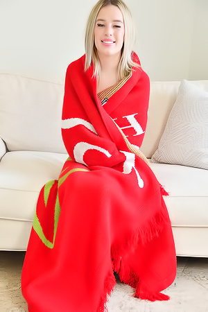 Vibe For My Clit - FTV Lola