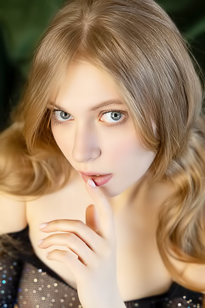 Sonya Elf With Perfect Breasts And Sexy Bubble Butt Like A Secret
