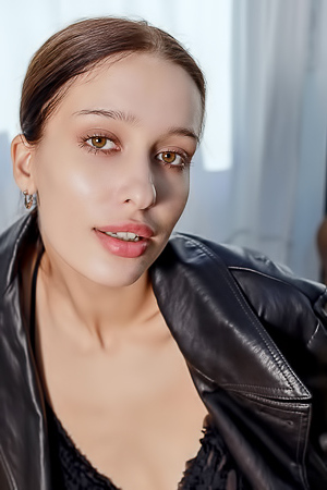 Chiara Willowy Beauty Is Even More Intriguing When She’s Naked On The Rug