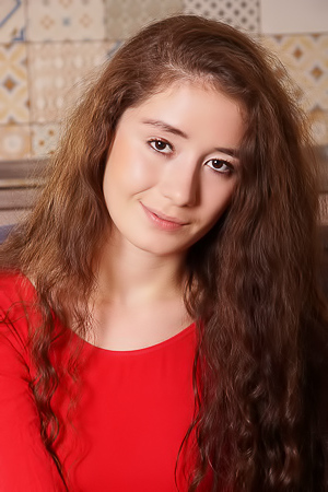 Sherie Stripping Down Completely Nude