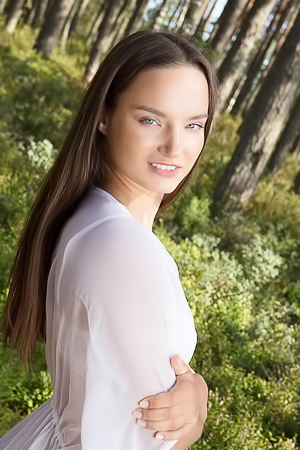 Deena In The Forest porn pics gallery