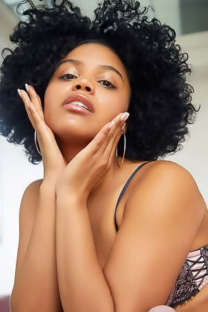 Selva Lapiedra Her Curvy Bubble Butt Gets The Appreciation It Deserves