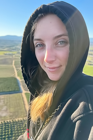 Macy Meadows - Amateur Pink Pussy