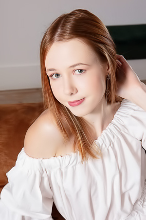 Lila Rose Naked And Parting Her Porcelain-pale Thighs Flirtatiously