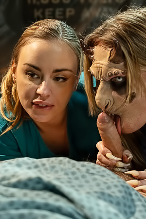 Ashley Lane And Anna Claire Clouds Go Wild In A Fiery Threesome With Shocks And Intense Facesitting