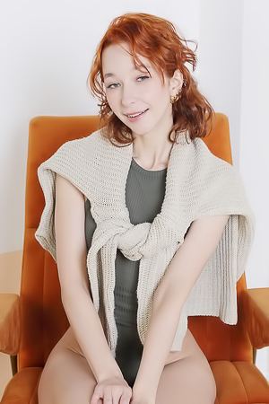 Rea Ready Teases In Curves Pushing The Chairs Limits