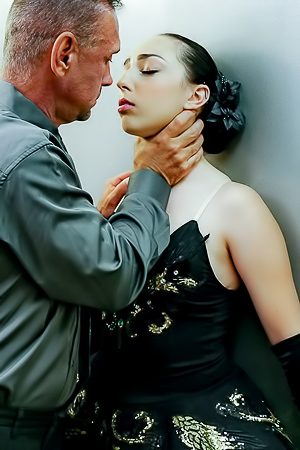 Scarlett Rosewoods Tempting Flirt Leads To Desk Dominance