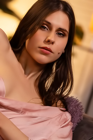 Ambers Teasing Glance Back Over Her Shoulder